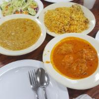 Haleem · Mashed chicken with lentils. 