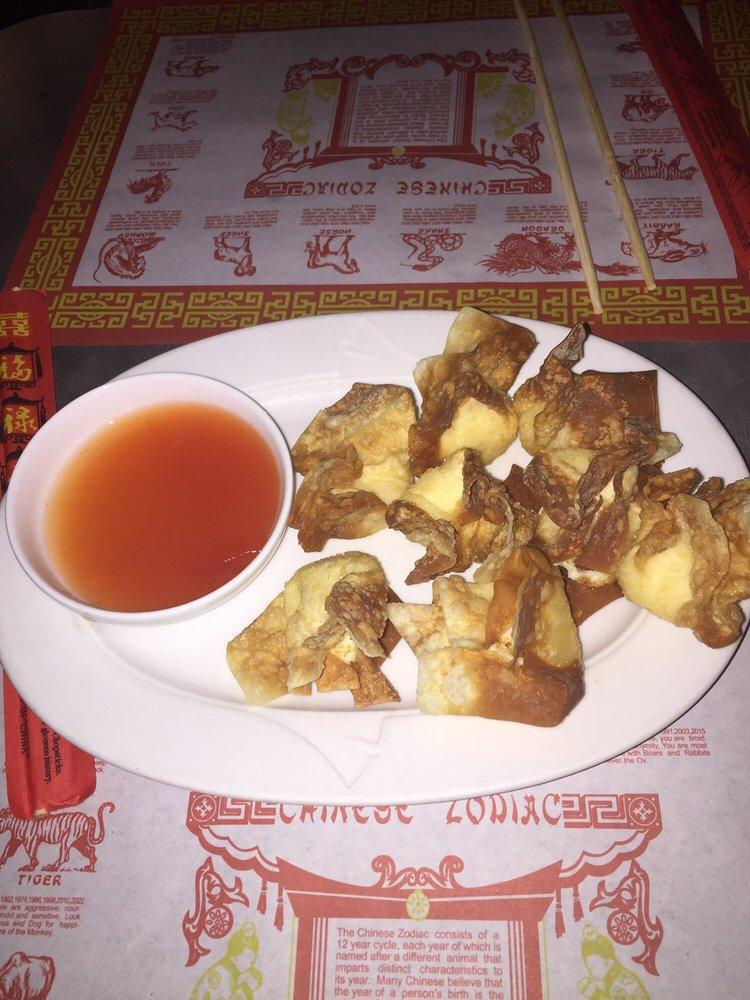 8 Cream Cheese Wontons · Chinese dumpling that comes with filling.