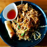 Pad Thai · Small noodle, egg, ground peanut, green onion and bean sprout.