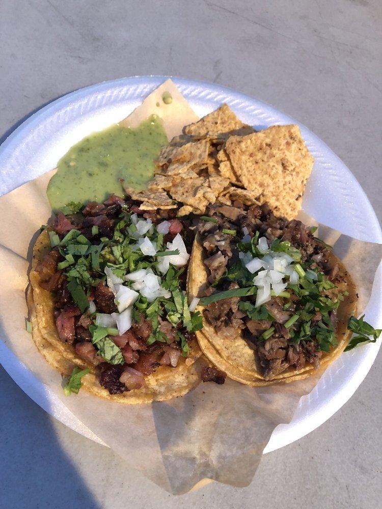 El Sabroson De La Linea 2 · Food Trucks · Mexican