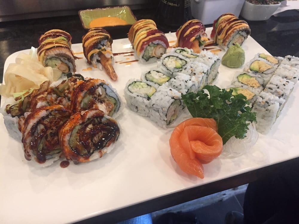 Oishi Japanese Cuisine · Sushi Bars · Seafood · Sushi · Japanese · Lunch · Dinner · Asian · Noodles