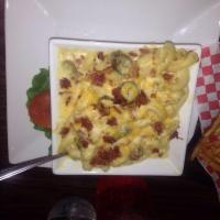 Mac N Cheese Plates · 