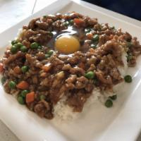 Baked Beef with Egg Over Rice · 