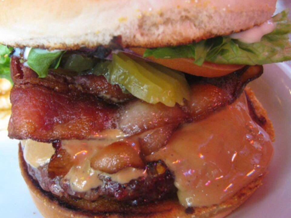 Smoked Bacon Cheeseburger · 