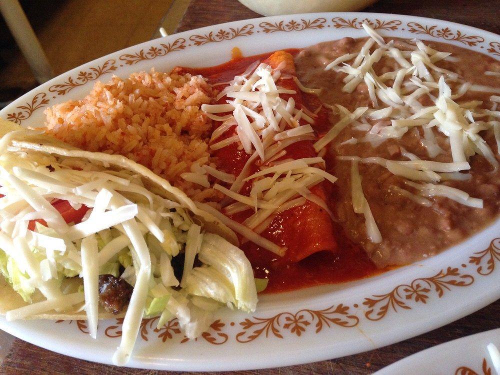Los Reyes Restaurant · Mexican