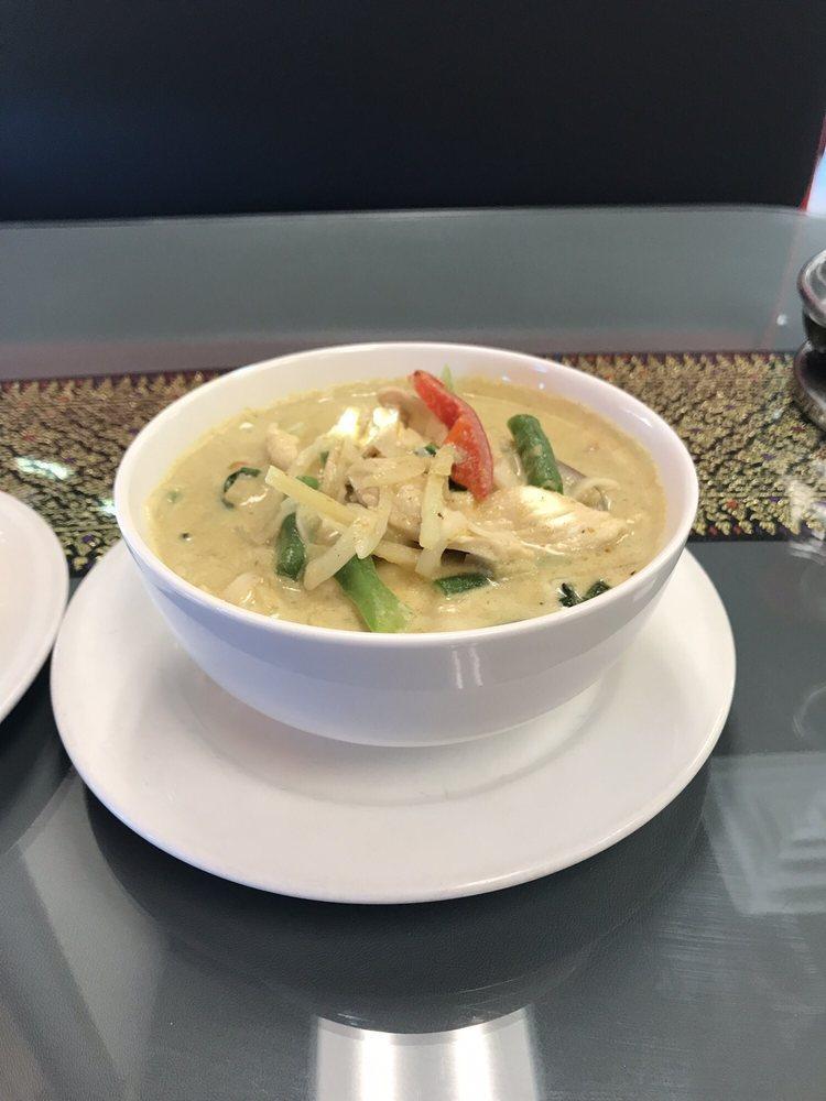 Fresh Young Coconut Green Curry with Chicken · Green bean, basil, bamboo shoot, red bell pepper, eggplant in yogurt coconut. Spicy.