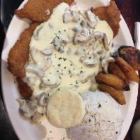 Grilled Chicken Topped with Creamy Mushroom Sauce - Especial De Pechuga a La Colombiana · 