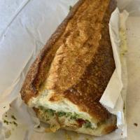 Lucca's Hot Bird Sandwich · 