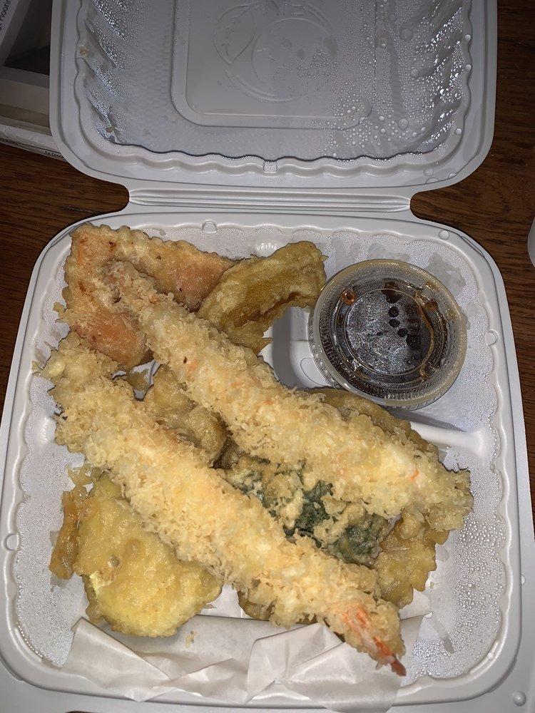 Vegetable Tempura · 8 pieces. Deep-fried vegs with tempura.