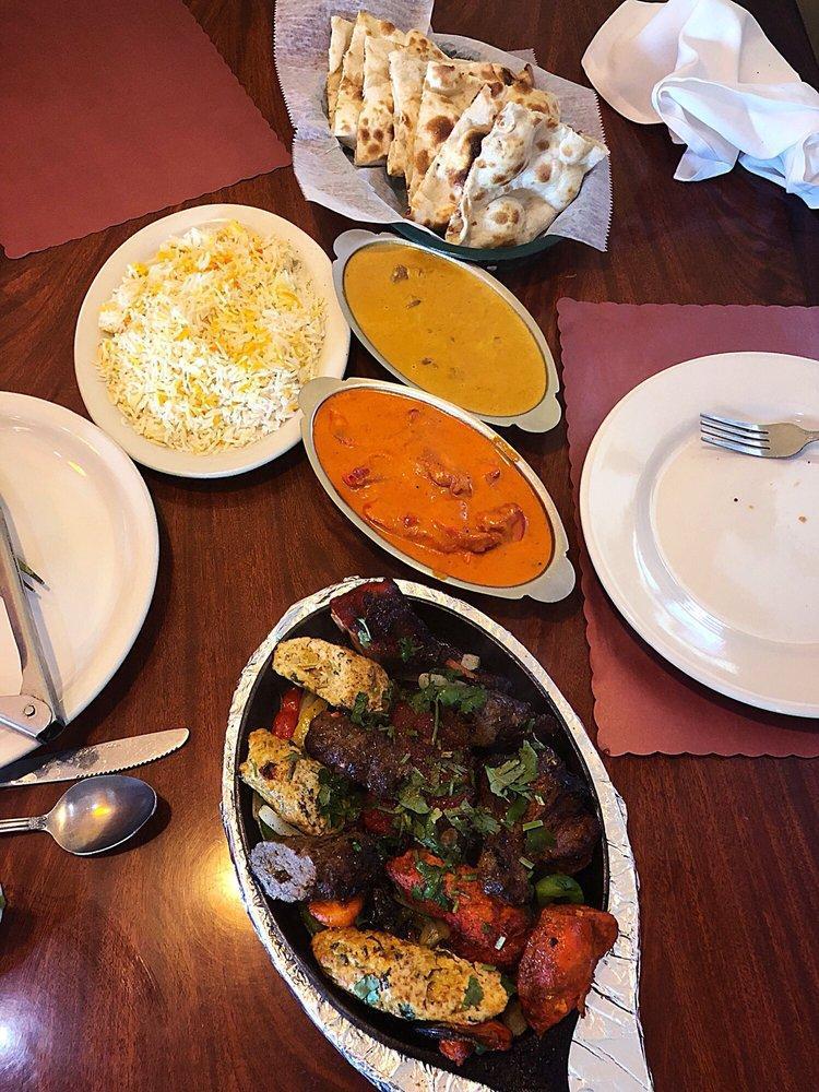 Aladdin Sweets & Cafe · Salads · Soup · Middle Eastern · Vegetarian · Mediterranean · Bangladeshi · Lunch · Dinner · Indian · Halal · Chicken · Curry