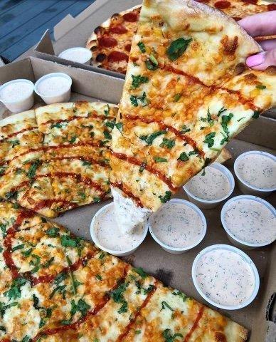 Zalat Pizza · Pizza · Salad