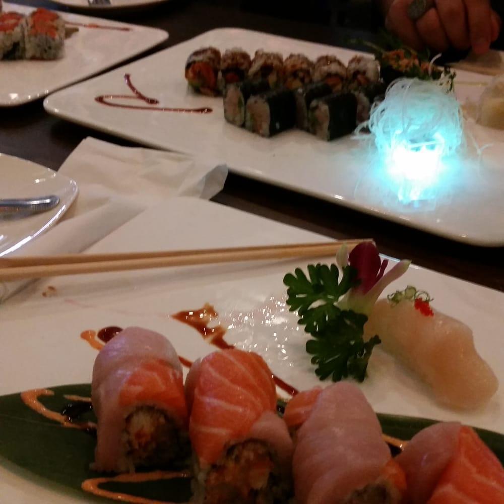 Taka Asian Fusion · Sushi · Chinese · Sushi Bars · Asian Fusion · Japanese · Lunch · Dinner · Asian · Lounges · Thai · Noodles