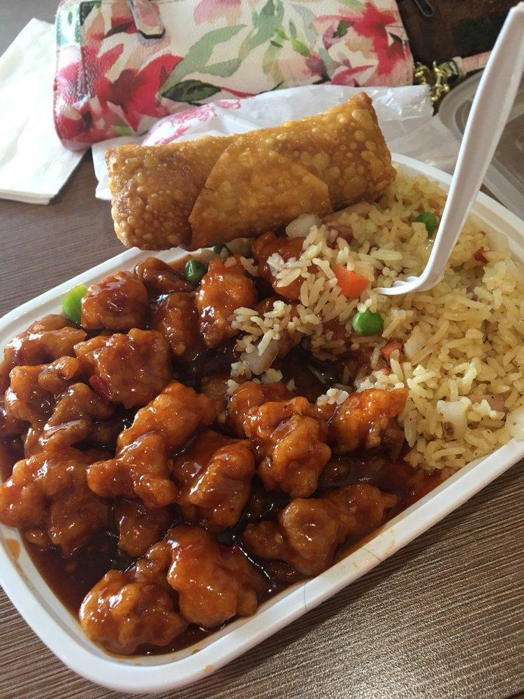 China Wok · Lunch · Seafood · Asian · Chinese · Soup