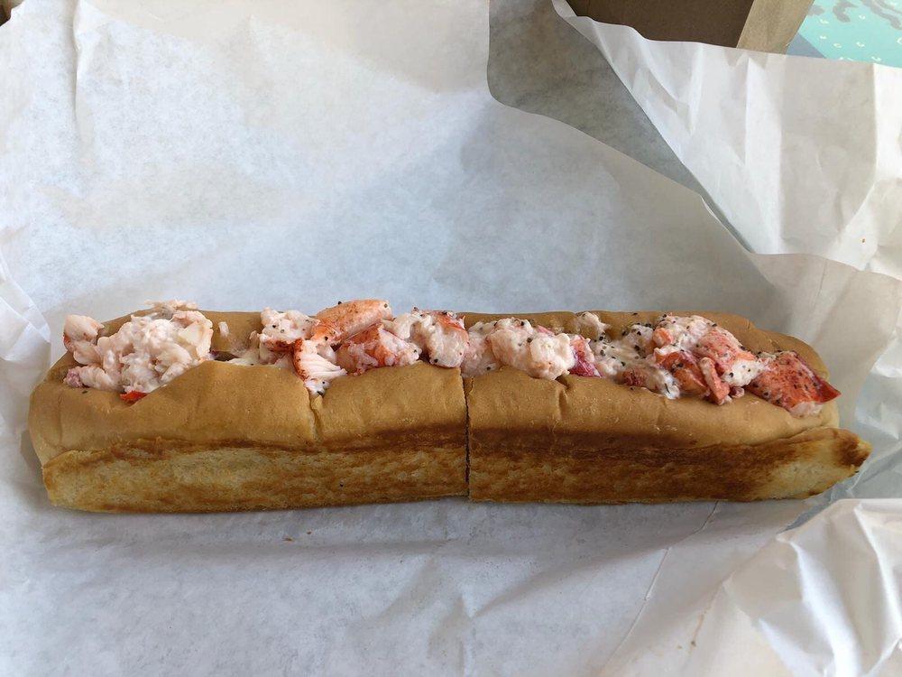 Large Lobster Roll · 