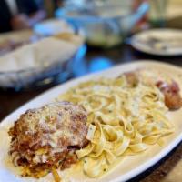 Chicken Parmigiana · 