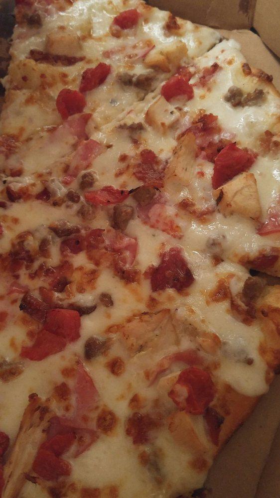 Bacon Ranch Chicken Pizza · 