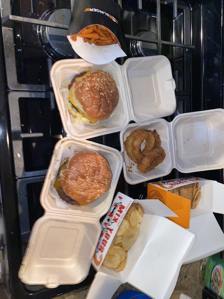 Burgerim · Lunch · Vegetarian · Potato · Kids Menu · Burgers · American · Dinner · Chicken · Hamburgers