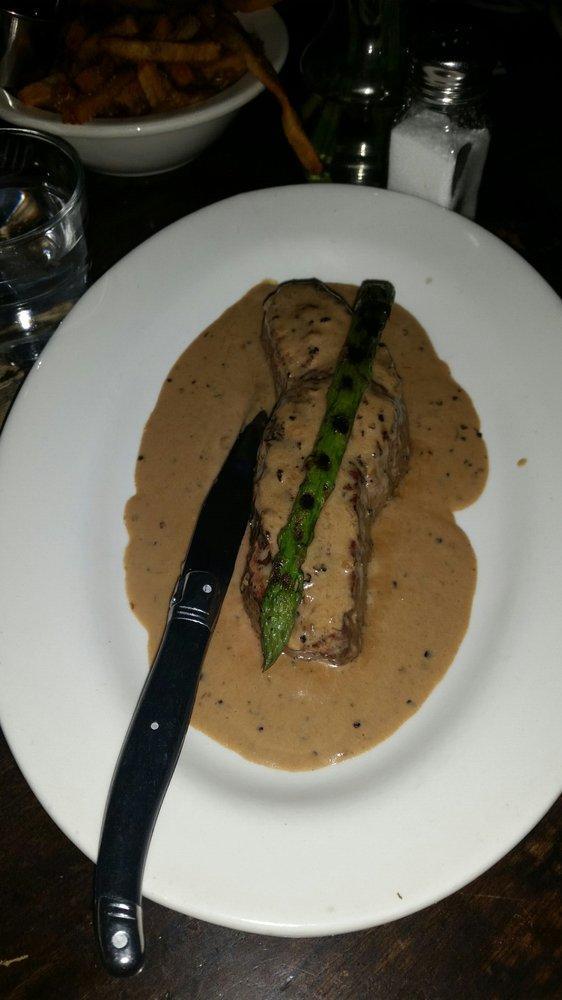 Steak Au Poivre · 