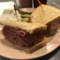 Hot Pastrami Sandwich · 