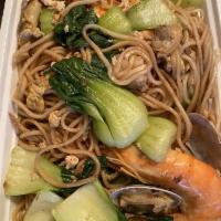 Seafood Chow Noodle · 