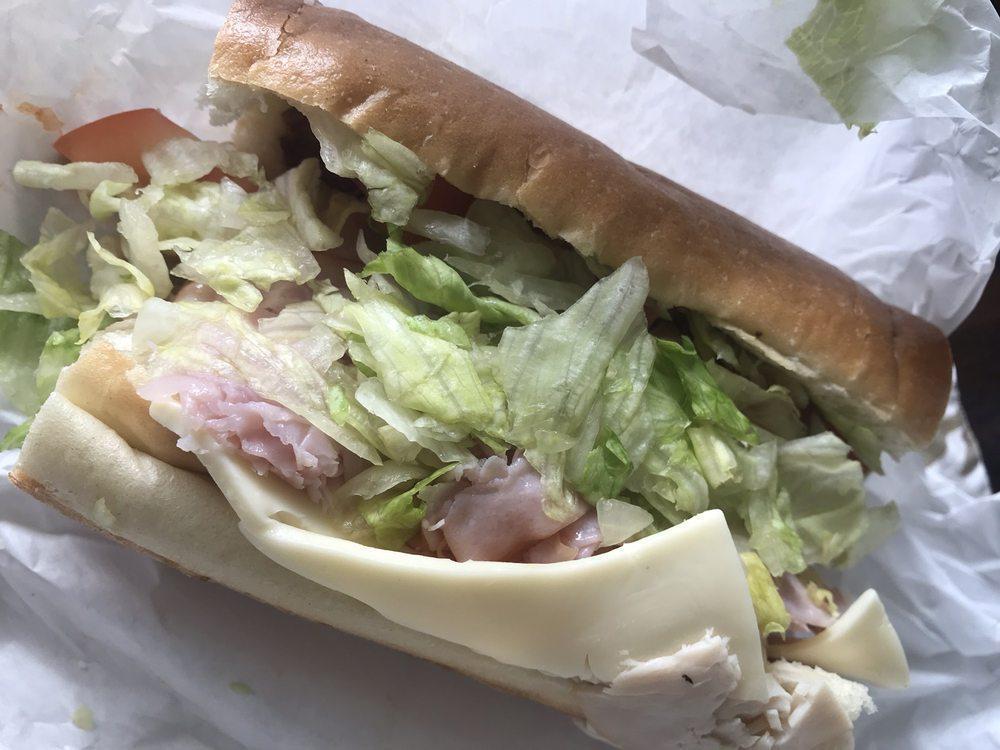 California Club Sandwich · 