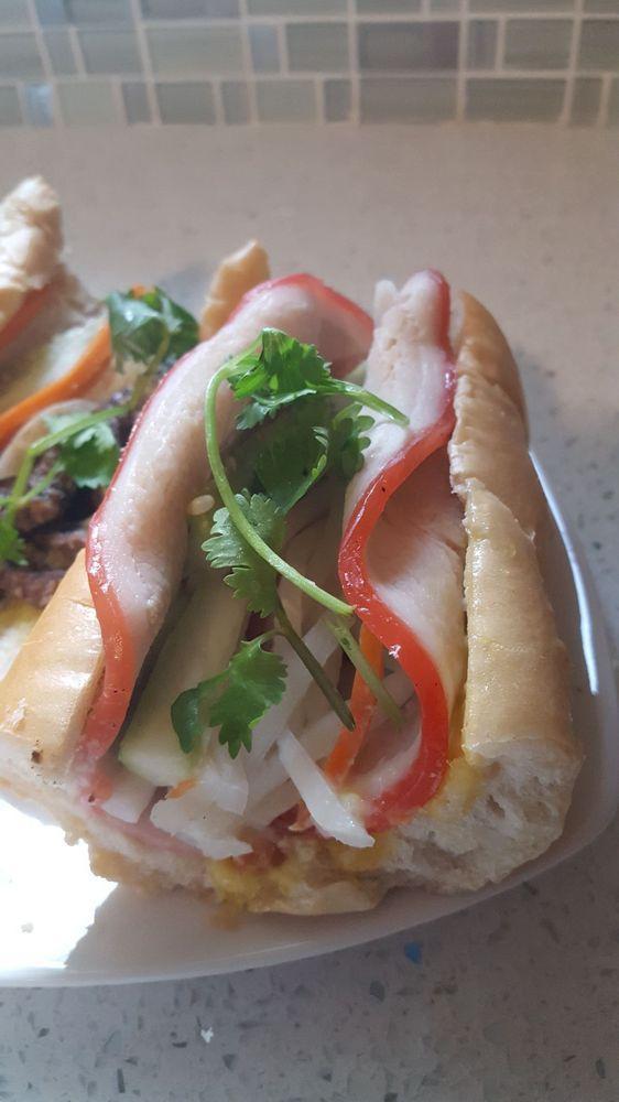Pho 83 · Vietnamese · Soup · Sandwiches