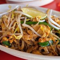Pad Thai · Thin rice noodle, egg, chives, bean sprout, topped with crushed peanut, fresh bean sprout an...
