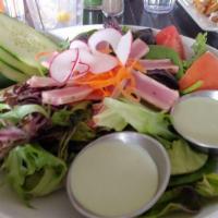 Seared Ahi Salad · 