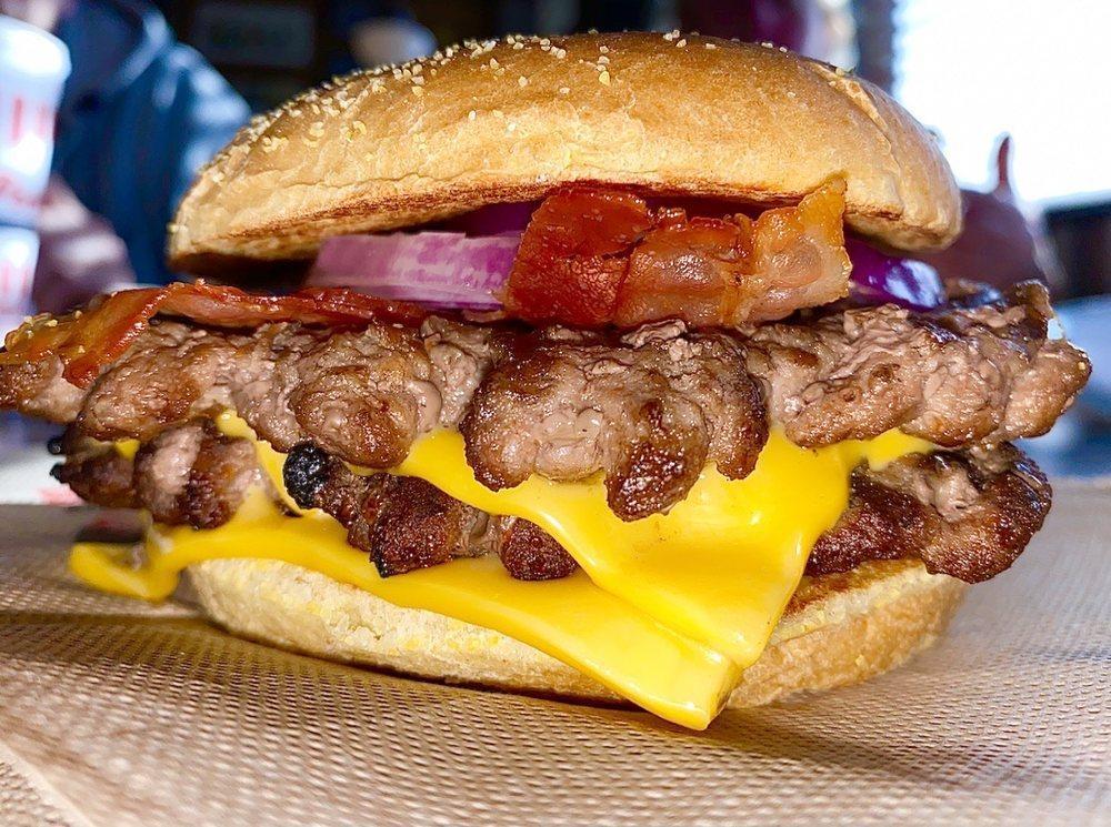 Portillo's Hot Dogs · Fast Food · Hot Dogs · Salad · Dessert · Burgers · American · Sandwiches · Hamburgers · Italian