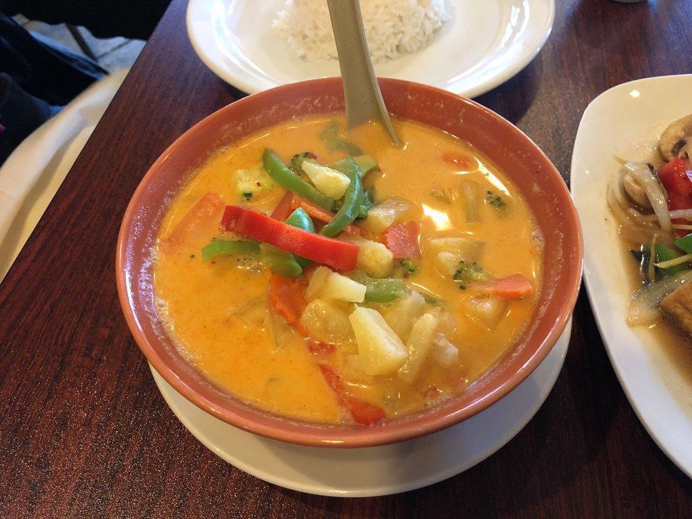 Pineapple Curry · Curry with pineapples, bell peppers and carrots in sweet curry paste.