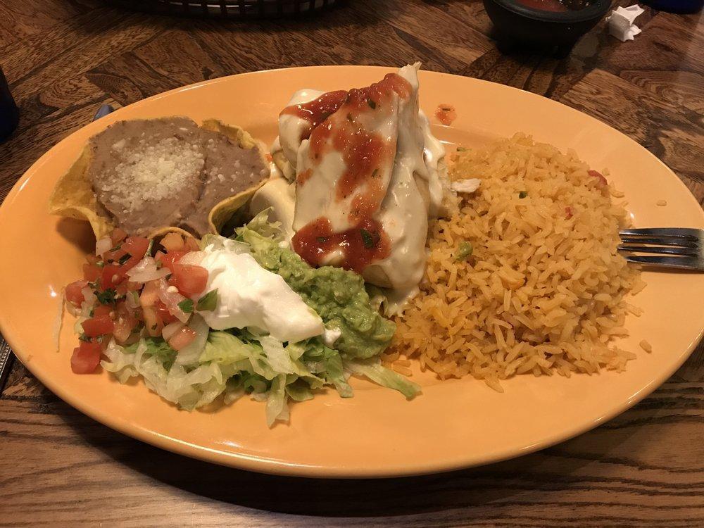 Queso's Mexican Bar & Grill · Sports Bars · Burritos · Mexican · Seafood · Lunch