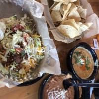 Green Chile Queso & Chips · 