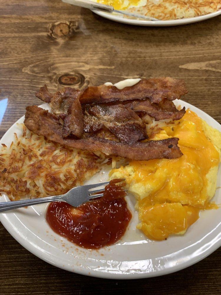 Susie's Country Oaks Cafe · American · Breakfast & Brunch