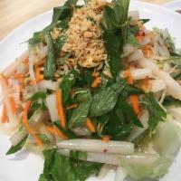 Goi Ngo Sen Tom · Lotus salad with shrimp.
