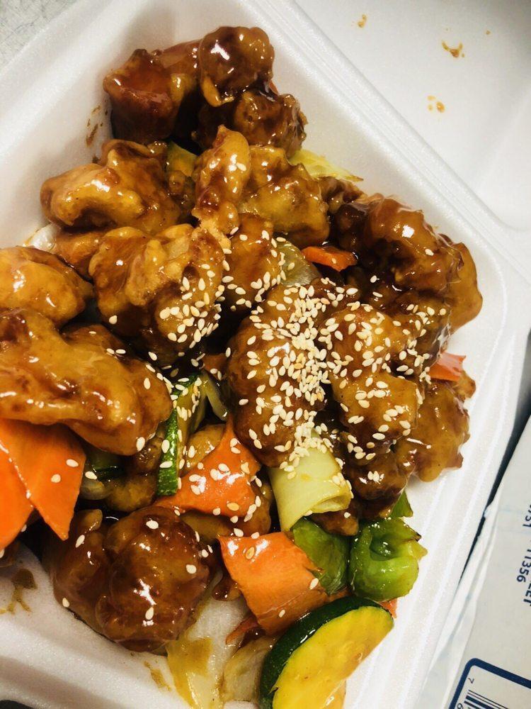 Sesame Chicken · Served in a sweet sauce served with sesame seeds. Spicy.