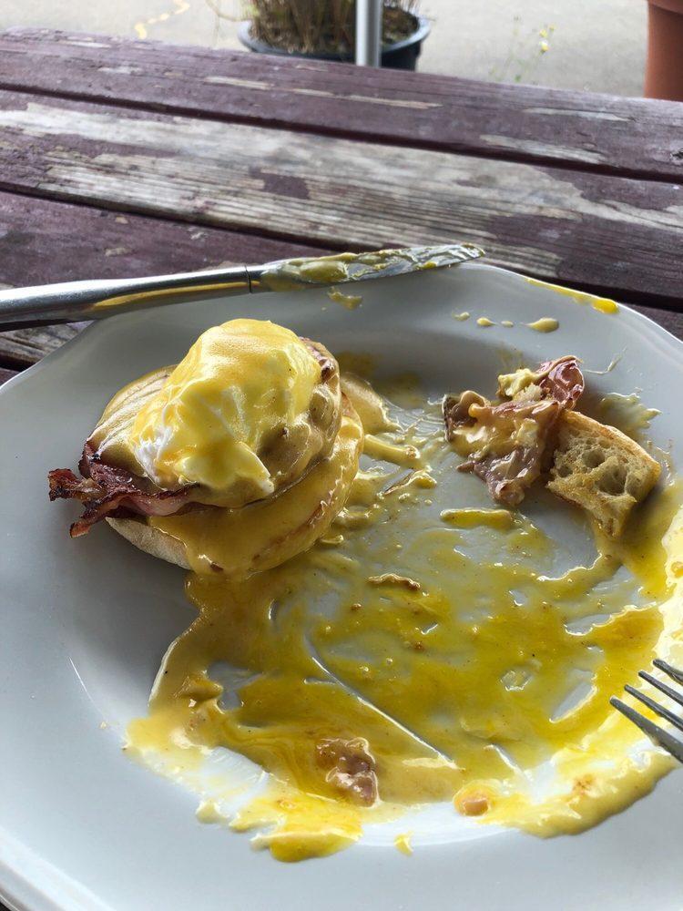 The Egg Carton · Food Stands · Breakfast & Brunch · American