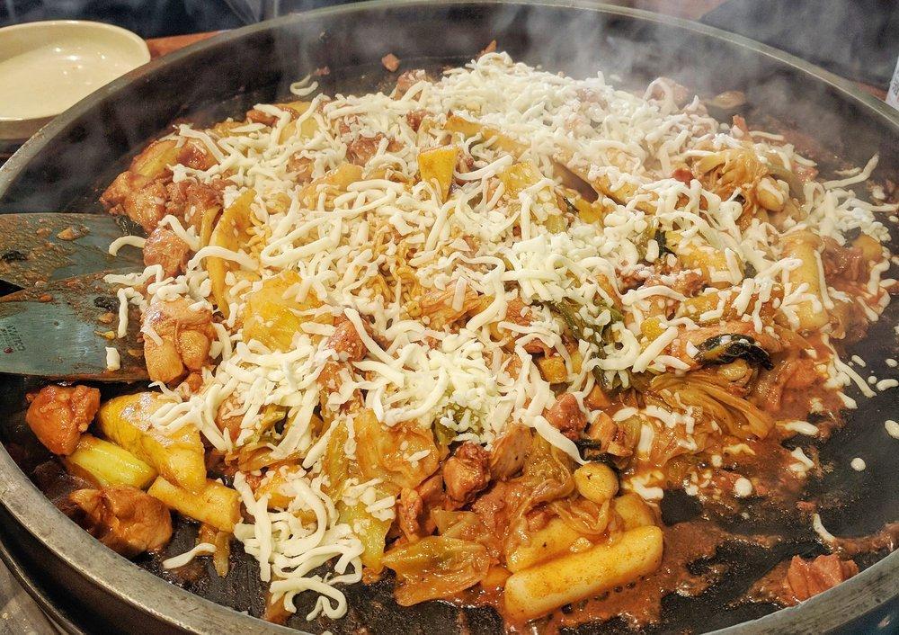 Doraon 1.5 Dak Galbi · Korean