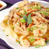 Fried Squid with Spicy Salt 椒鹽鮮魷 · Spicy.