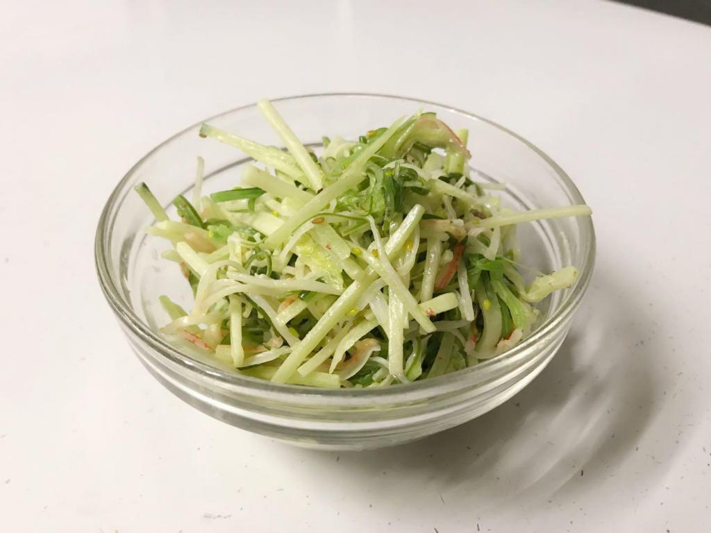 Kani Salad · Crab stick with cucumber & seaweed salad mix with mayonnaise