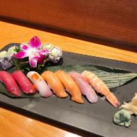Sushi Regular · 7 pieces sushi and California roll.