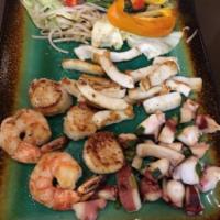 Assorted Seafood Pouch · Comes with grilled assorted vegetables, side salad, rice and miso soup.