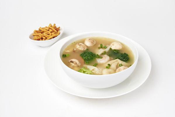 Wonton Soup · Wontons, shrimp, white chicken, broccoli, carrots, water chestnuts, and mushrooms.