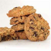 1/4 lb Hope's Royale Fresh Baked Cookie · Super Delicious! Made with chocolate chunk, white chocolate, coconut, and macadamia
