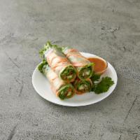 4. Fresh Spring Roll · Tofu or shrimp with cucumber, carrot, rice noodle, mint leaves and basil wrapped in rice pap...