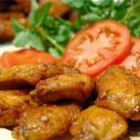 Fried Chicken Wings with Sweet Chili Sauce · Canh ga chien. 6 pieces.