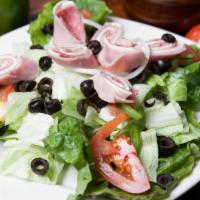 Chef's Salad · Green peppers, tomatoes, onions, ham, turkey and mozzarella.