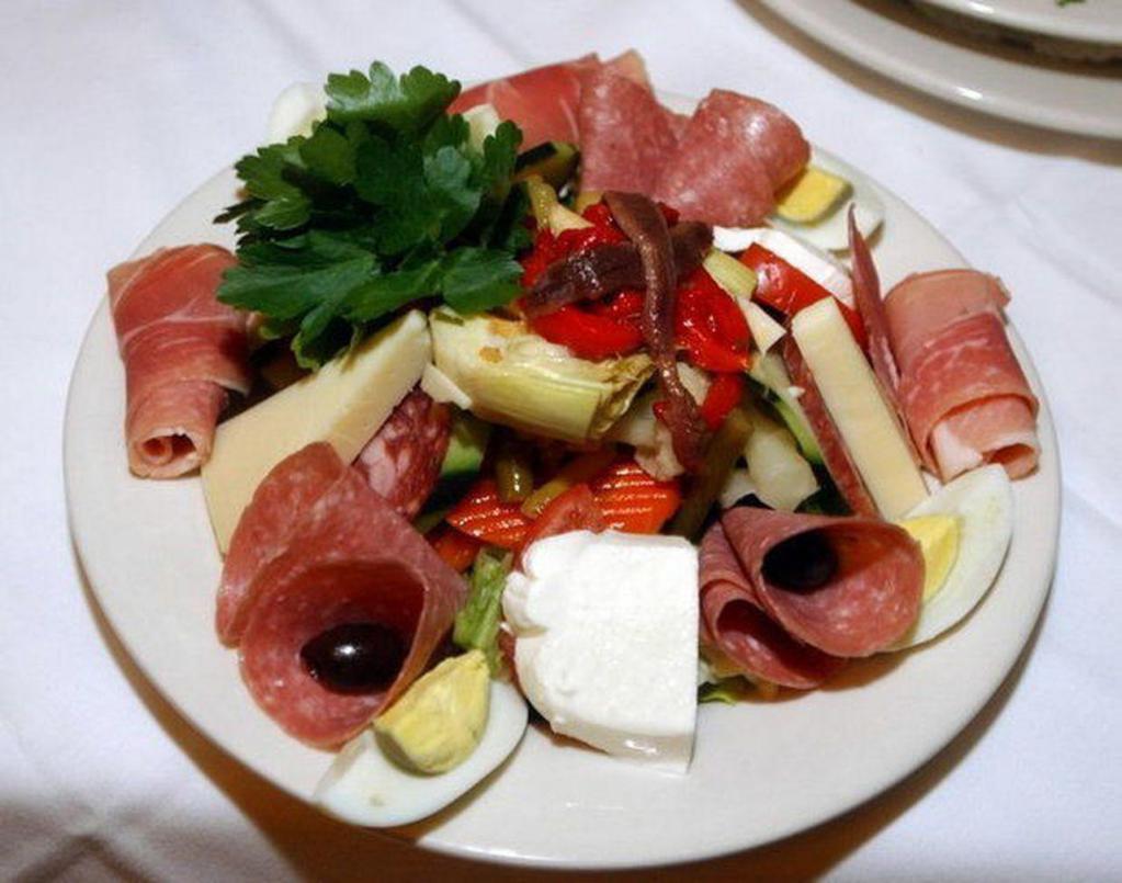 Cold Antipasto · mixed salad ,prosciutto ,ham, salami,mozzarella red peppers and olives