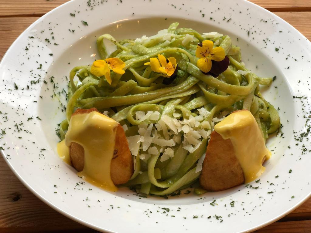 Tallarines Verdes con Bistec/Steak · Peruvian style pesto pasta made with spinach and basil with queso fresco, topped with golden potatoes with a touch of Huancaina sauce.