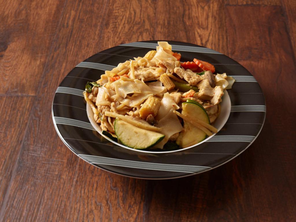 46. Drunken Noodles · Rice noodles cooked with vegetables and a chili garlic sauce. Served with your choice of chicken, beef, or shrimp.