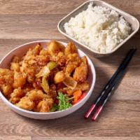 General Tso's Entree · Spicy. Lightly fried with bell peppers and onions in spicy and sweet sauce.